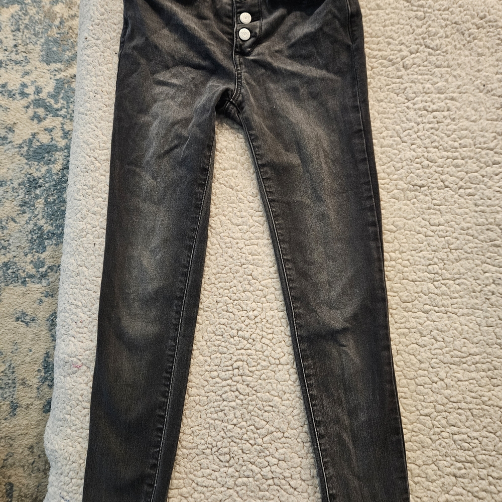 Women's Black Skinny Jeans